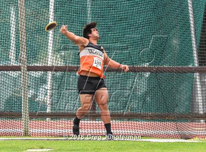 Thumbnail 2 in Stanford Invitational Boys Discus photogallery.