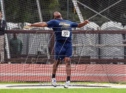 Thumbnail 1 in Stanford Invitational Boys Discus photogallery.