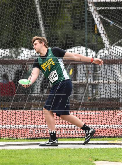 Thumbnail 3 in Stanford Invitational Boys Discus photogallery.
