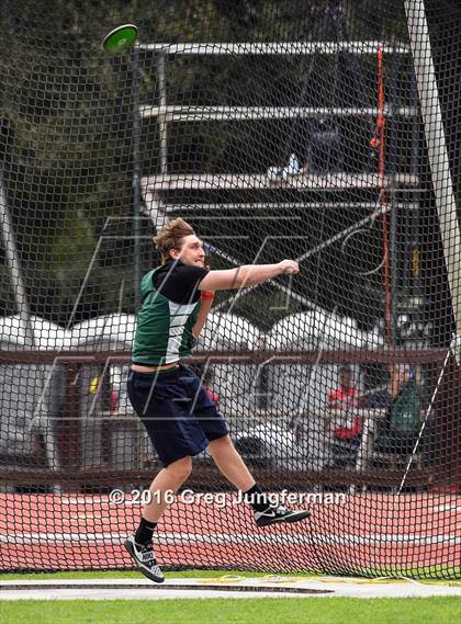 Thumbnail 3 in Stanford Invitational Boys Discus photogallery.