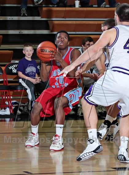 Thumbnail 2 in Sevier County vs Austin-East (Renasant Bank Christmas Tournament) photogallery.