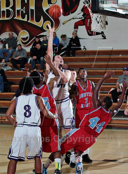 Thumbnail 1 in Sevier County vs Austin-East (Renasant Bank Christmas Tournament) photogallery.