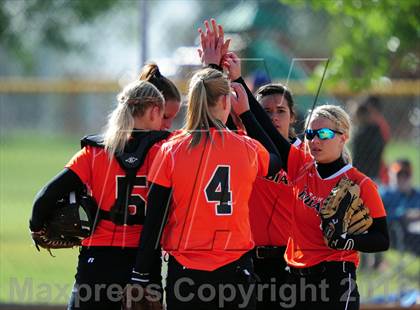 Thumbnail 2 in Buhl vs Bear Lake (IHSAA 3A Playoff) photogallery.