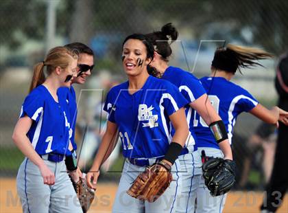 Thumbnail 2 in Buhl vs Bear Lake (IHSAA 3A Playoff) photogallery.