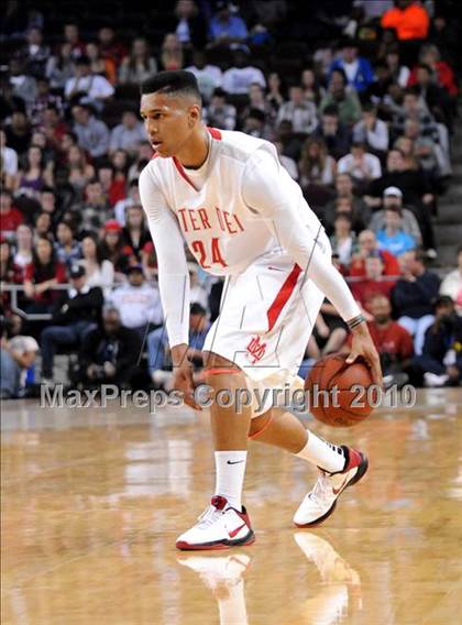 Thumbnail 1 in Westchester vs. Mater Dei (CIF SoCal D1 Final) photogallery.