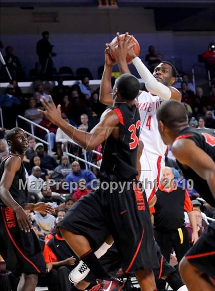 Thumbnail 1 in Westchester vs. Mater Dei (CIF SoCal D1 Final) photogallery.