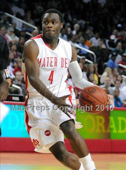 Thumbnail 3 in Westchester vs. Mater Dei (CIF SoCal D1 Final) photogallery.
