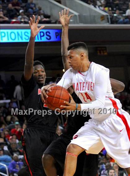 Thumbnail 1 in Westchester vs. Mater Dei (CIF SoCal D1 Final) photogallery.
