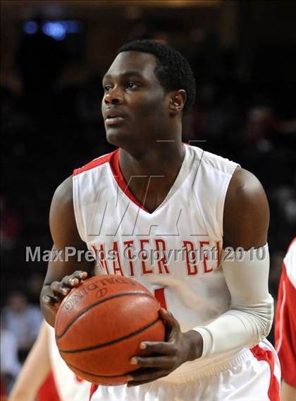 Thumbnail 2 in Westchester vs. Mater Dei (CIF SoCal D1 Final) photogallery.