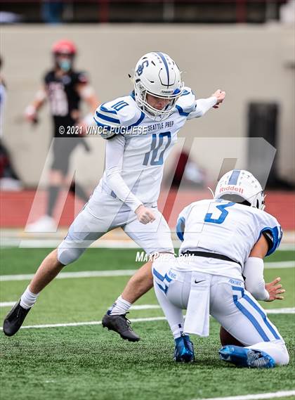 Thumbnail 1 in Seattle Prep @ Yelm (3A Playoffs) photogallery.