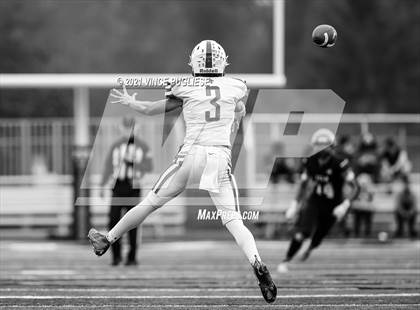 Thumbnail 2 in Seattle Prep @ Yelm (3A Playoffs) photogallery.