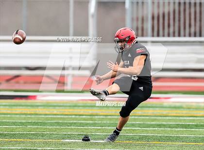 Thumbnail 3 in Seattle Prep @ Yelm (3A Playoffs) photogallery.