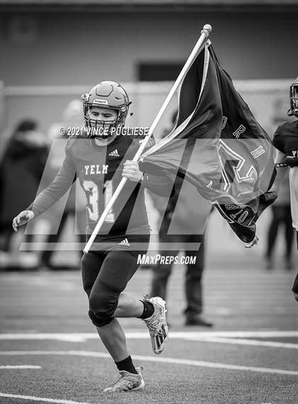 Thumbnail 3 in Seattle Prep @ Yelm (3A Playoffs) photogallery.