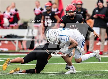 Thumbnail 2 in Seattle Prep @ Yelm (3A Playoffs) photogallery.