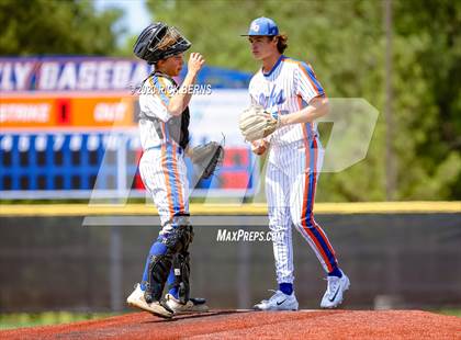 Thumbnail 1 in Grand Oaks vs Willis photogallery.