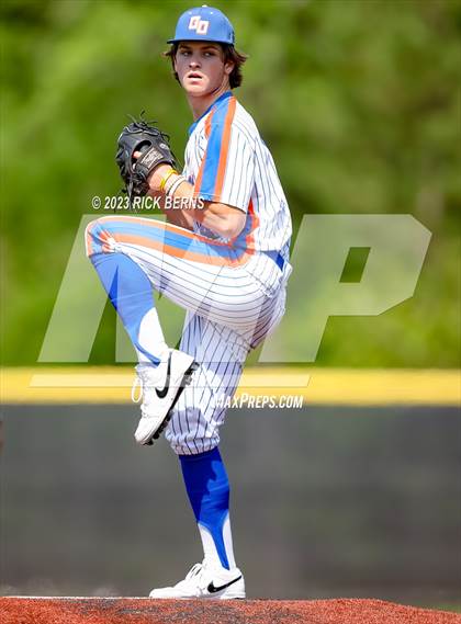 Thumbnail 2 in Grand Oaks vs Willis photogallery.