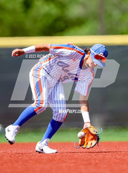 Thumbnail 1 in Grand Oaks vs Willis photogallery.