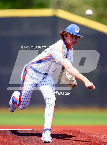 Thumbnail 1 in Grand Oaks vs Willis photogallery.