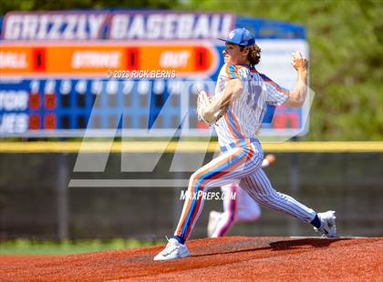 Thumbnail 1 in Grand Oaks vs Willis photogallery.