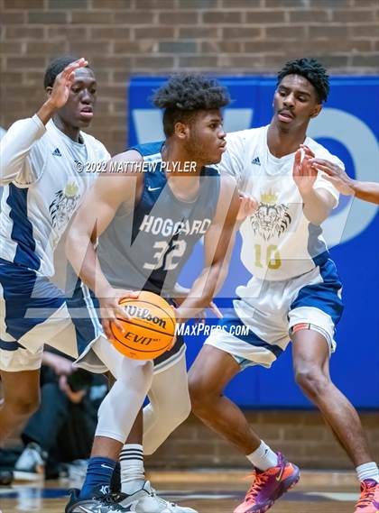 Thumbnail 1 in Hoggard vs. New Life Christian Academy (Cumberland County Holiday Classic) photogallery.