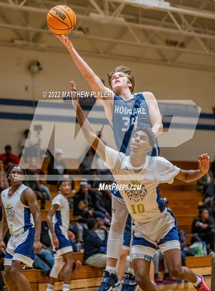 Thumbnail 2 in Hoggard vs. New Life Christian Academy (Cumberland County Holiday Classic) photogallery.