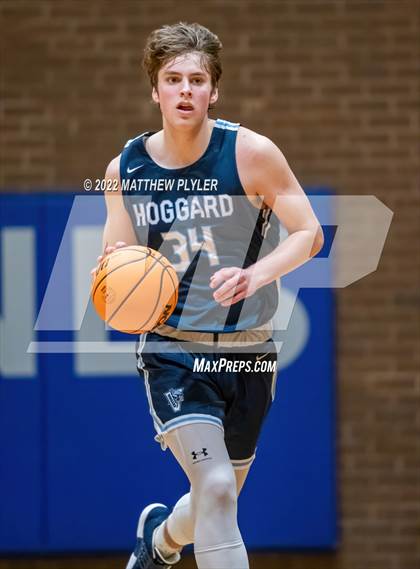Thumbnail 2 in Hoggard vs. New Life Christian Academy (Cumberland County Holiday Classic) photogallery.