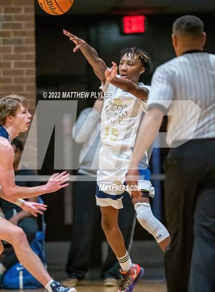 Thumbnail 1 in Hoggard vs. New Life Christian Academy (Cumberland County Holiday Classic) photogallery.