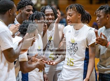 Thumbnail 2 in Hoggard vs. New Life Christian Academy (Cumberland County Holiday Classic) photogallery.