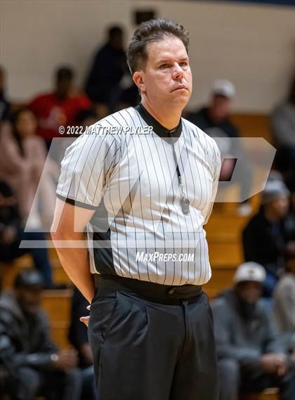 Thumbnail 3 in Hoggard vs. New Life Christian Academy (Cumberland County Holiday Classic) photogallery.
