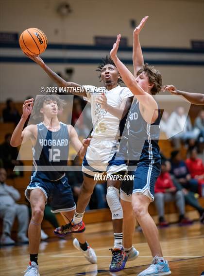 Thumbnail 2 in Hoggard vs. New Life Christian Academy (Cumberland County Holiday Classic) photogallery.