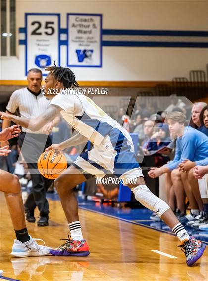 Thumbnail 1 in Hoggard vs. New Life Christian Academy (Cumberland County Holiday Classic) photogallery.