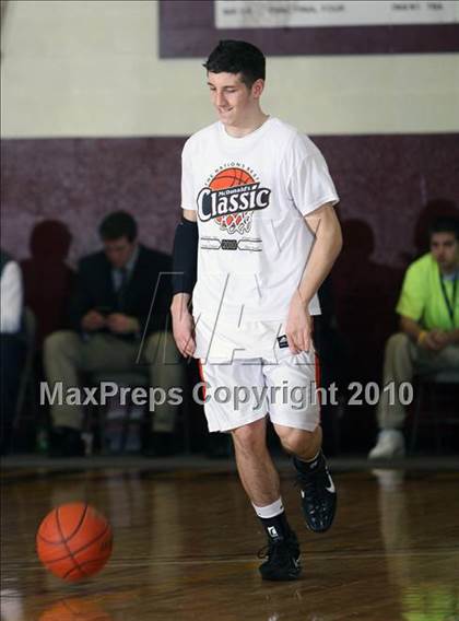 Thumbnail 3 in Mt. Vernon vs Cathedral Prep (McDonald's Classic) photogallery.