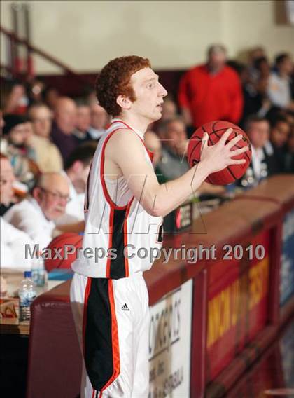 Thumbnail 1 in Mt. Vernon vs Cathedral Prep (McDonald's Classic) photogallery.