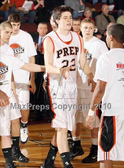 Thumbnail 2 in Mt. Vernon vs Cathedral Prep (McDonald's Classic) photogallery.