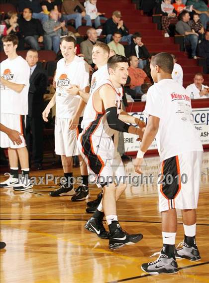 Thumbnail 1 in Mt. Vernon vs Cathedral Prep (McDonald's Classic) photogallery.