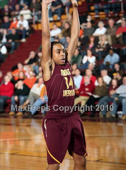 Thumbnail 2 in Mt. Vernon vs Cathedral Prep (McDonald's Classic) photogallery.