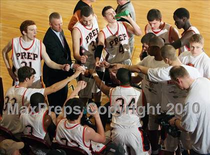 Thumbnail 3 in Mt. Vernon vs Cathedral Prep (McDonald's Classic) photogallery.