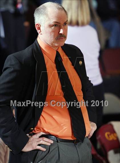 Thumbnail 2 in Mt. Vernon vs Cathedral Prep (McDonald's Classic) photogallery.