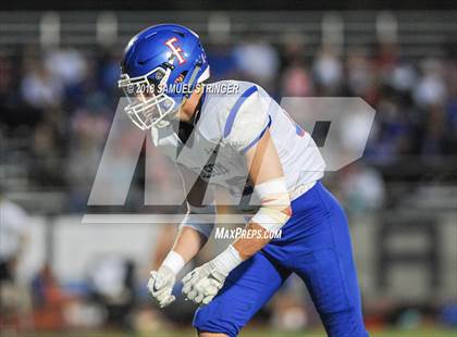 Thumbnail 1 in Folsom @ Del Oro photogallery.
