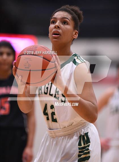 Thumbnail 1 in Washington vs. GlenOak (OHSAA Division I District Semifinal) photogallery.