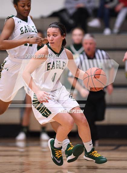 Thumbnail 2 in Washington vs. GlenOak (OHSAA Division I District Semifinal) photogallery.