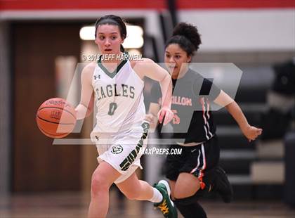 Thumbnail 2 in Washington vs. GlenOak (OHSAA Division I District Semifinal) photogallery.