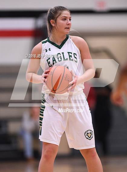 Thumbnail 3 in Washington vs. GlenOak (OHSAA Division I District Semifinal) photogallery.