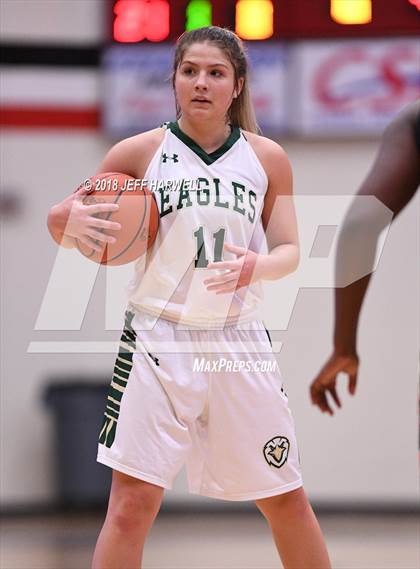 Thumbnail 2 in Washington vs. GlenOak (OHSAA Division I District Semifinal) photogallery.