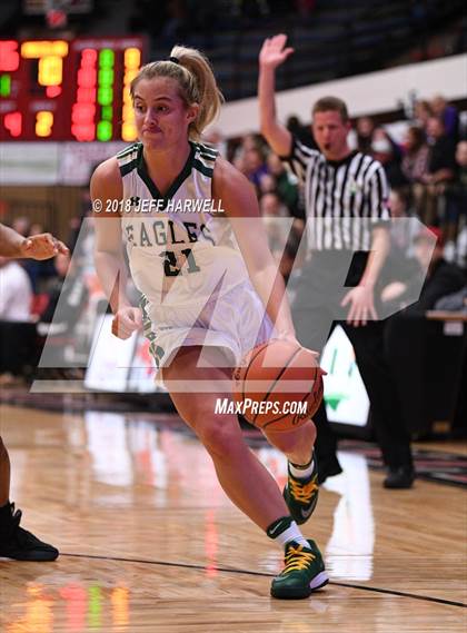 Thumbnail 2 in Washington vs. GlenOak (OHSAA Division I District Semifinal) photogallery.