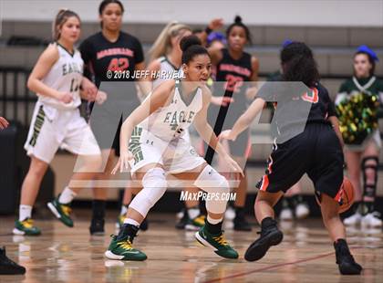 Thumbnail 1 in Washington vs. GlenOak (OHSAA Division I District Semifinal) photogallery.