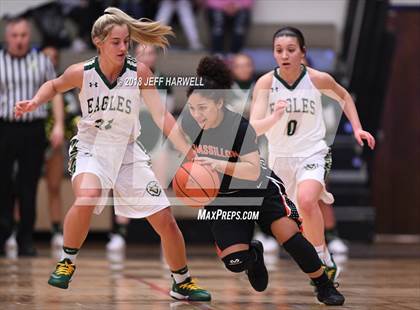 Thumbnail 1 in Washington vs. GlenOak (OHSAA Division I District Semifinal) photogallery.