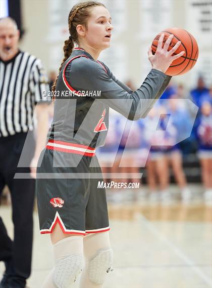 Thumbnail 3 in Fishers vs Hamilton Southeastern (IHSAA 4A Sectional Championship) photogallery.