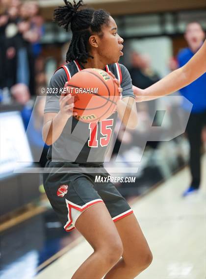 Thumbnail 1 in Fishers vs Hamilton Southeastern (IHSAA 4A Sectional Championship) photogallery.
