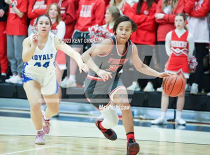 Thumbnail 2 in Fishers vs Hamilton Southeastern (IHSAA 4A Sectional Championship) photogallery.